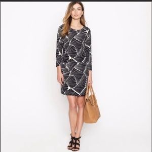 J Crew Jules Shift Dress with Pockets in Black/White Rayon Fanfare Print Size 8